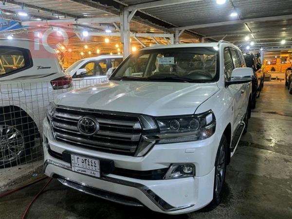 Toyota for sale in Iraq